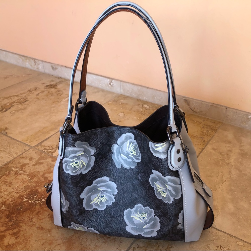 Moving Sale‼️ Coach Bag